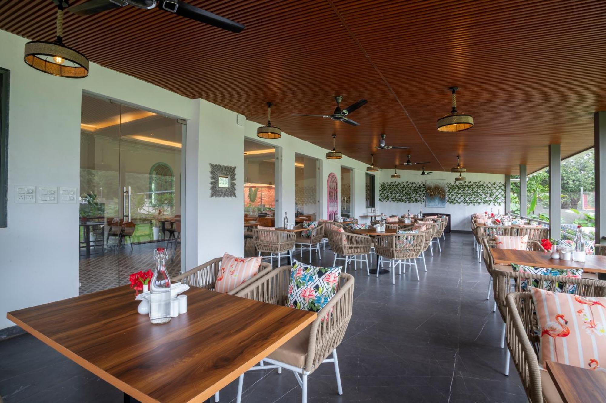 Stone Wood Hotel Amboli Amboli  Luaran gambar