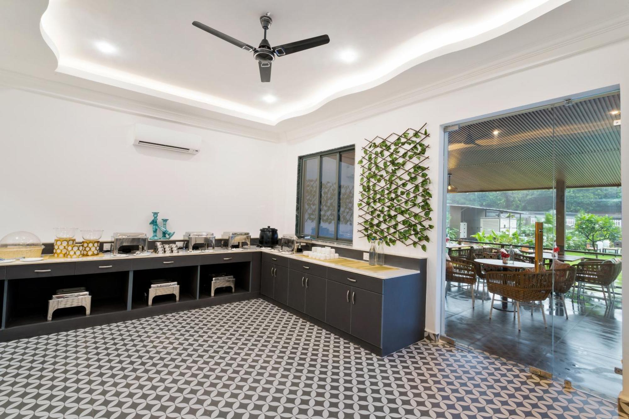 Stone Wood Hotel Amboli Amboli  Luaran gambar