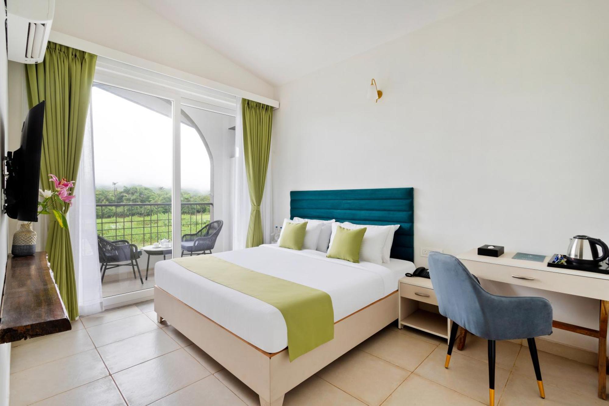 Stone Wood Hotel Amboli Amboli  Luaran gambar