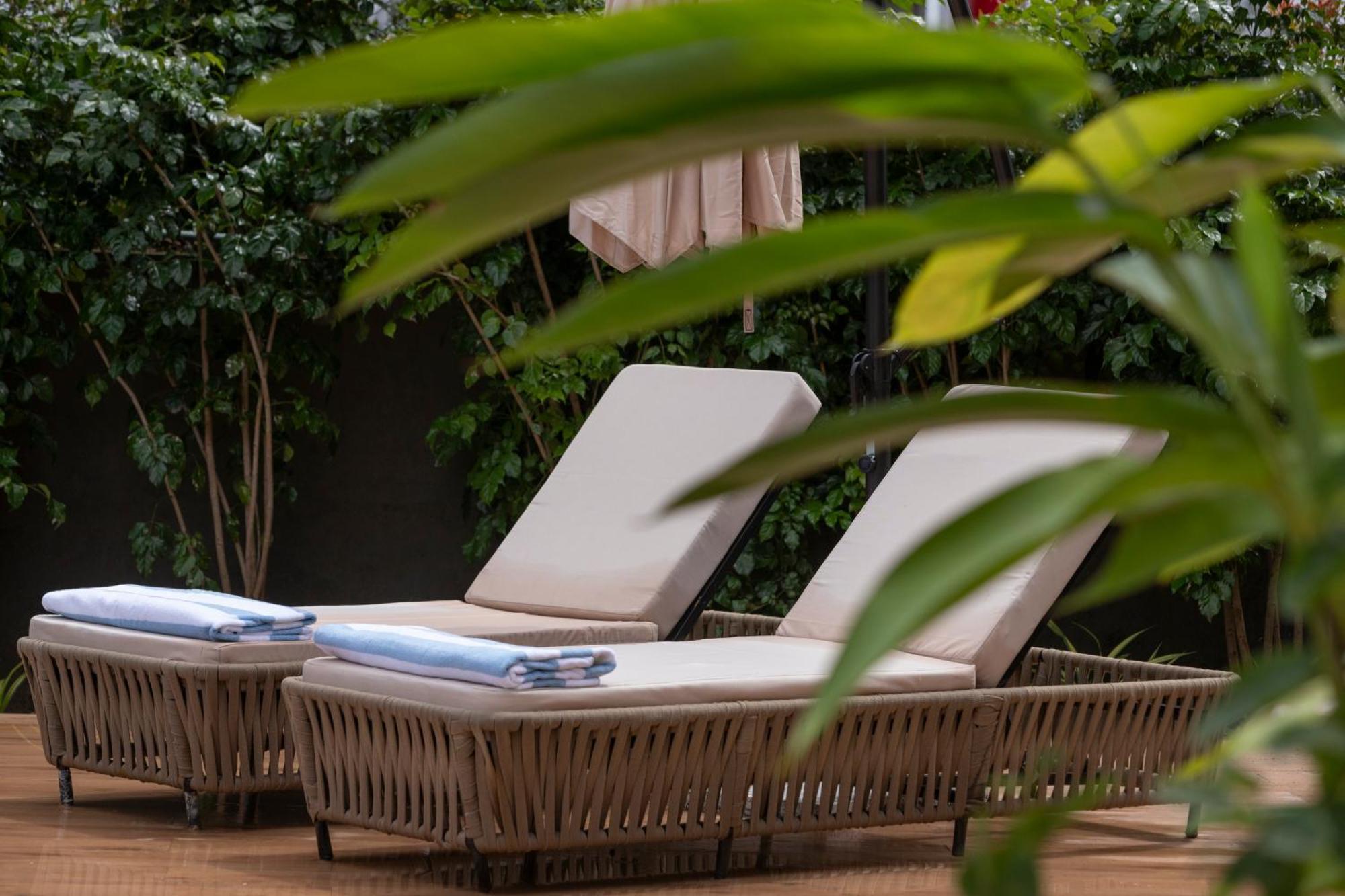 Stone Wood Hotel Amboli Amboli  Luaran gambar